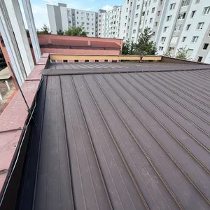 Výmena strechy na budove fary
