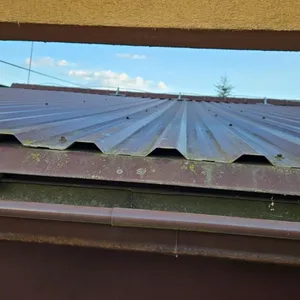 Výmena strechy na budove fary