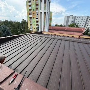 Výmena strechy na budove fary